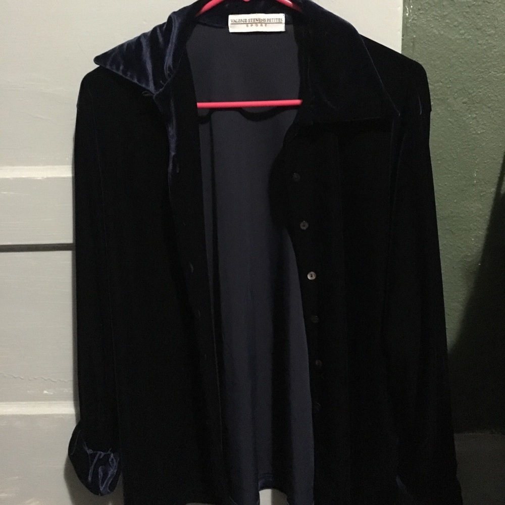 Long sleeve velvet blouse
